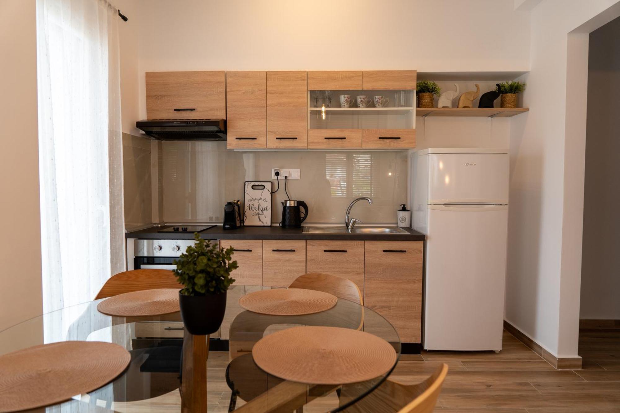 Ophelia - New Modern Apartment With Spectacular Olympus View لِتوخورو المظهر الخارجي الصورة